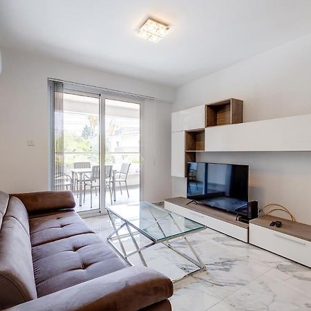 Modern Apartment Steps To St George'S Bay San Ġiljan Extérieur photo